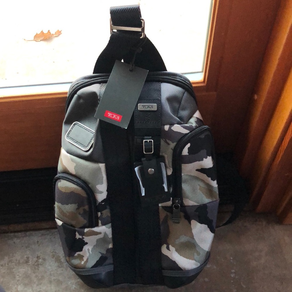 Tumi side backpack 🎒